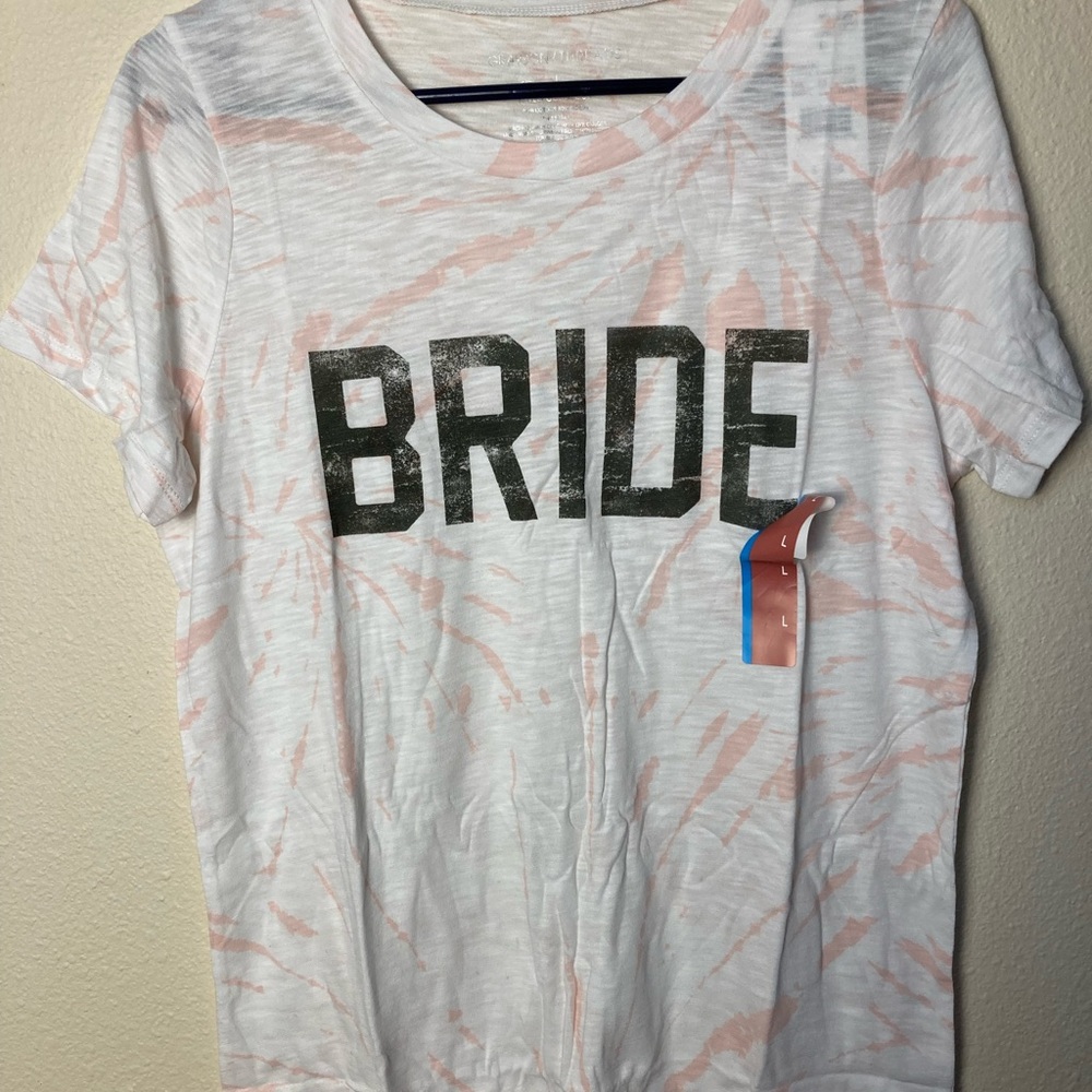 “Bride” T-Shirt Top Large White with Gray Print & Peach Splashes
